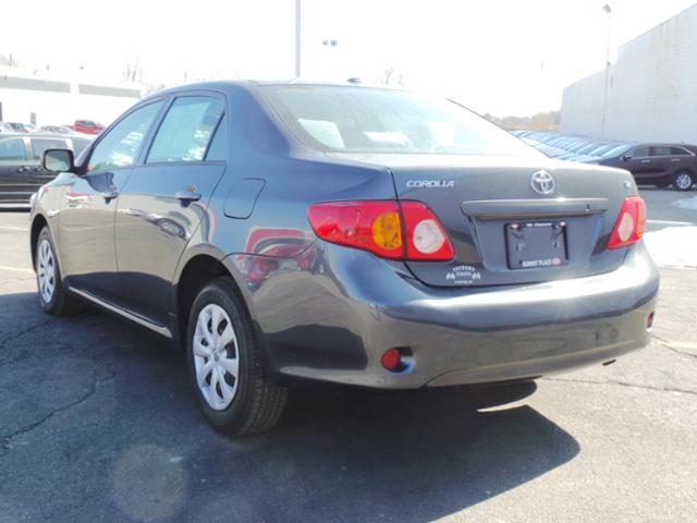 pre owned 2009 toyota corolla #2
